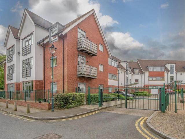 Flat for sale in West Midlands