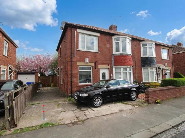 Flat for sale in Malvin's Close, Blyth