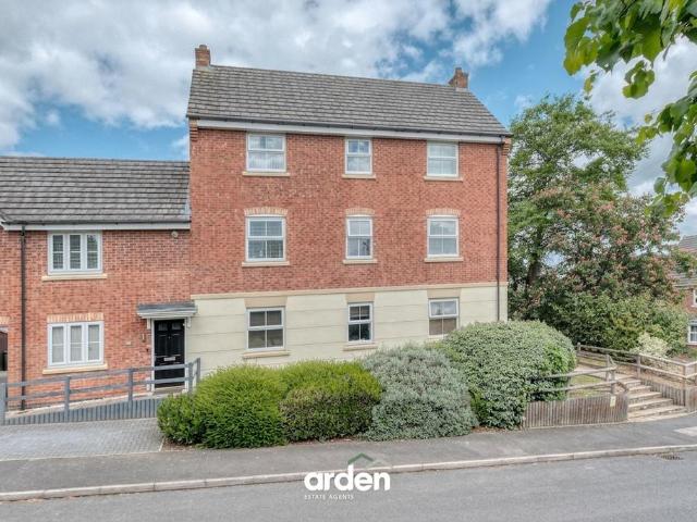 Flat for sale in Lakeside, Redditch
