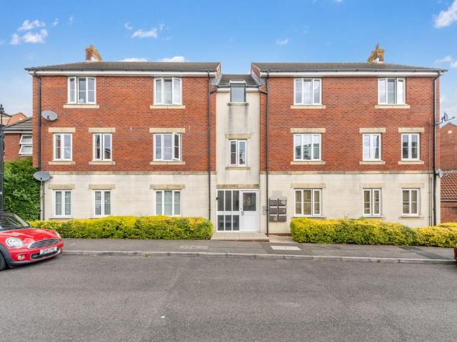 Flat for sale in Brympton, Somerset