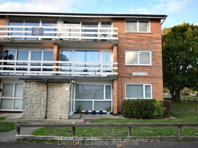 Flat for sale in Privett, Gosport