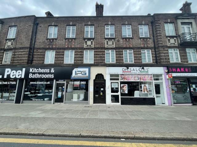 Flat for sale in Friern Barnet, Isle Of Man
