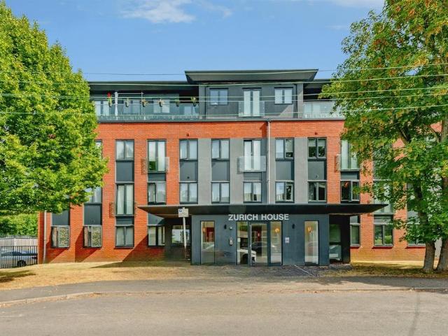 Flat for sale in Glynde, West Sussex
