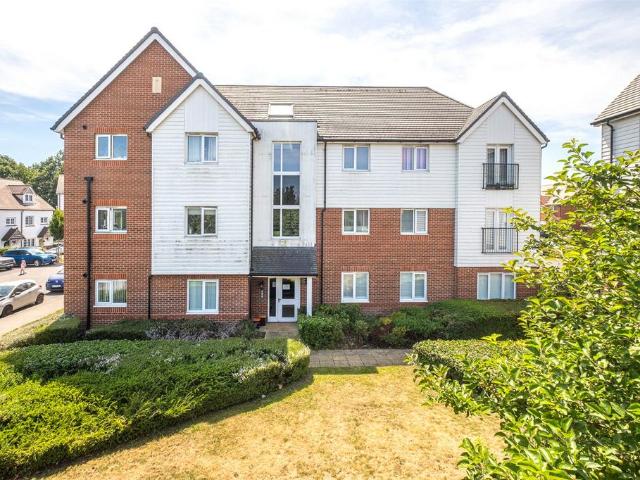 Flat for sale in Grove Park, Oad Street