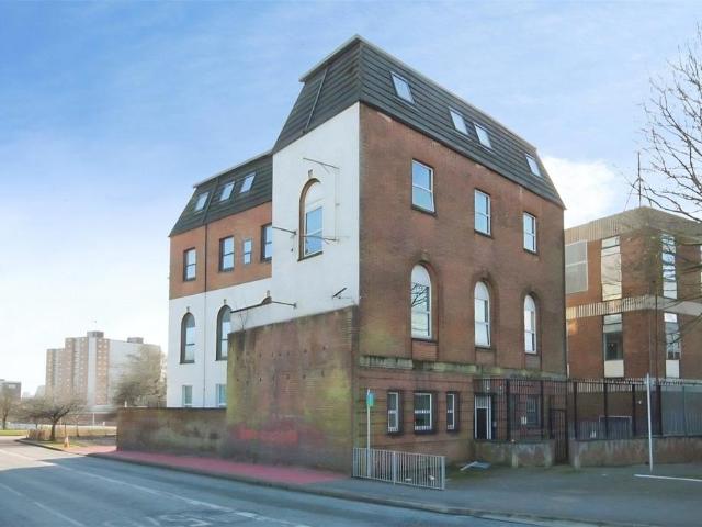 Flat for sale in Pendlebury, Salford
