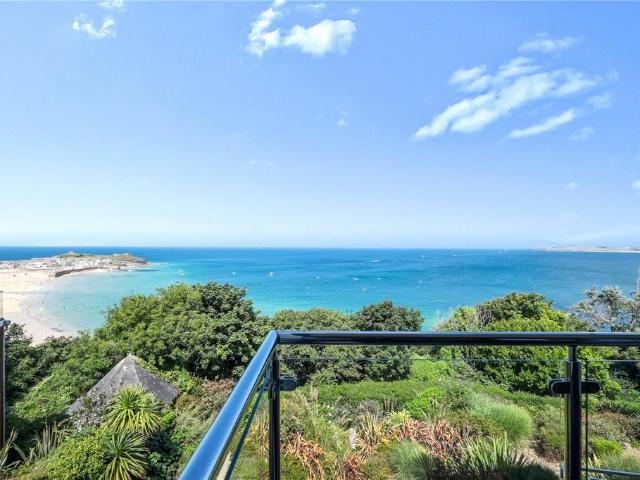 Flat for sale in Penbeagle, Cornwall