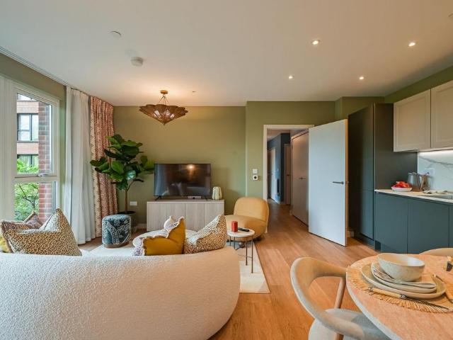 Flat for sale in West Hendon, Isle Of Man
