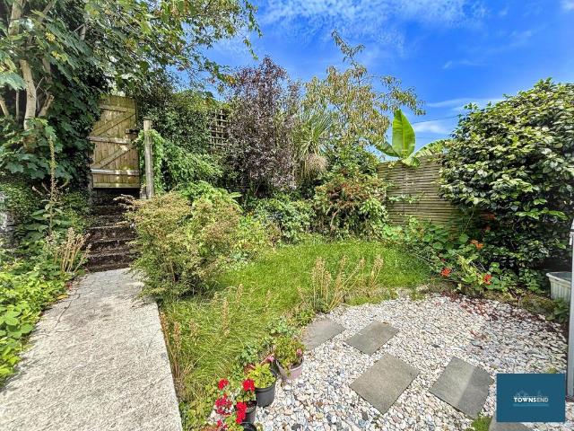 Flat for sale in Falmouth, Cornwall