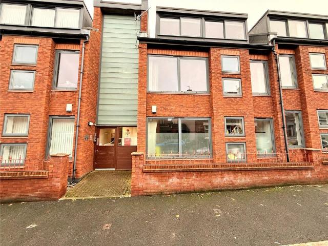 Flat for sale in Garston, Calderstones