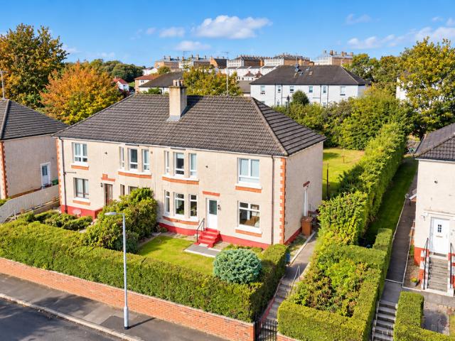 Flat for sale in Riddrie Knowes, Glasgow