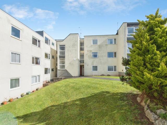 Flat for sale in St Loyes, Watergate