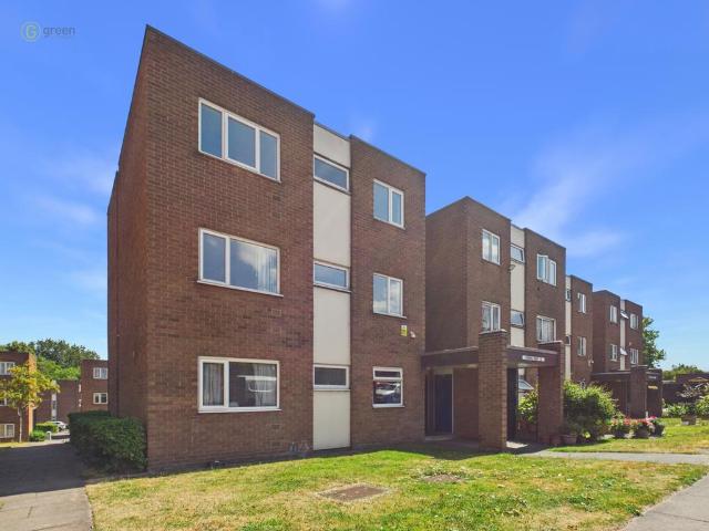 Flat for sale in Gravelly Hill, West Midlands