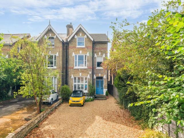 Flat for sale in Kidbrooke, Greater London
