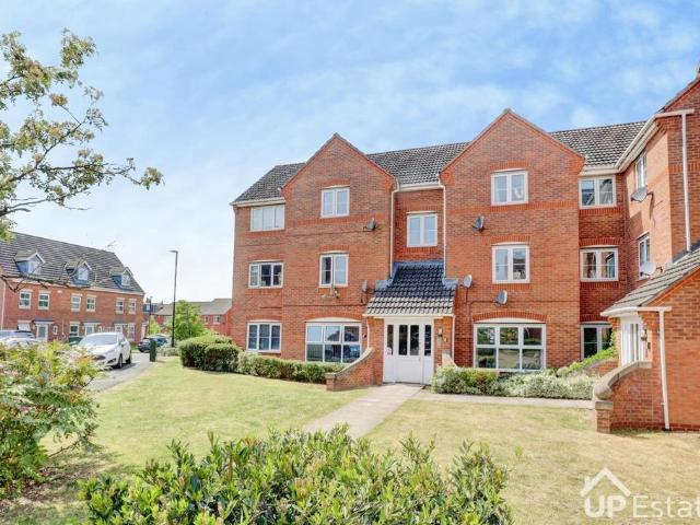 Flat for sale in West Midlands