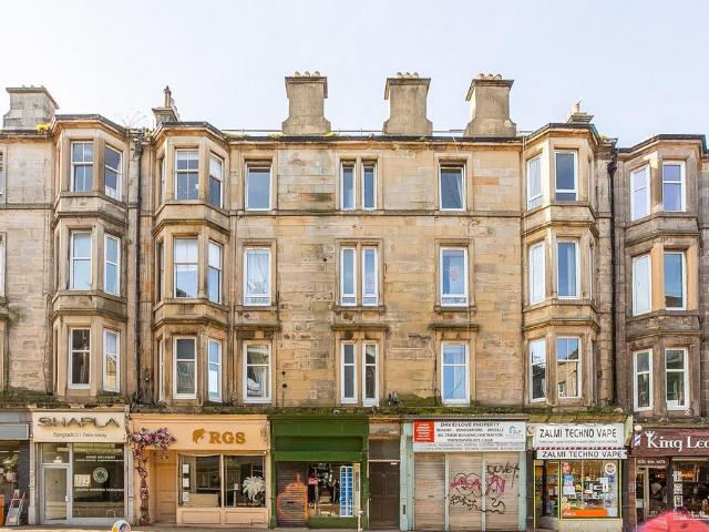 Flat for sale in Hillside, Leith