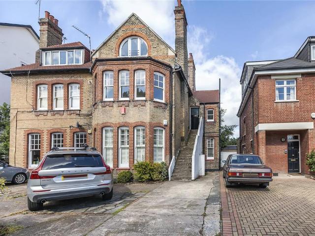 Flat for sale in East Greenwich, Greater London