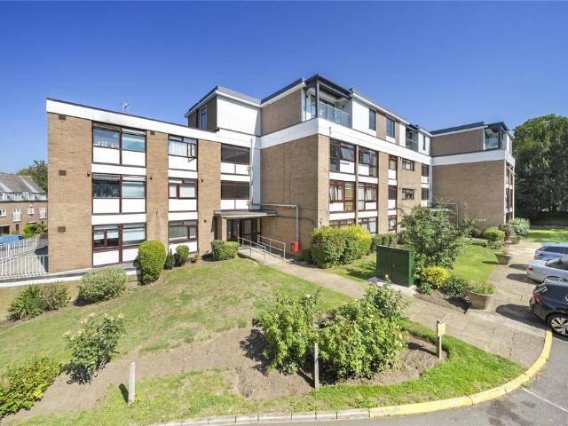Flat for sale in Blackhills, Surrey