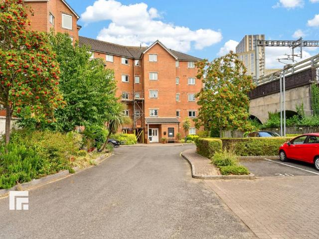 Flat for sale in Falcon Lodge, Wales