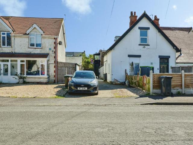 Flat for sale in Winthorpe, Belleau
