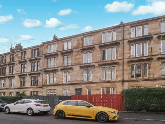 Flat for sale in The Drives, Glasgow