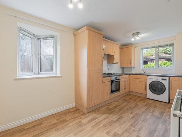 Flat for sale in Yardley Wood, Birmingham