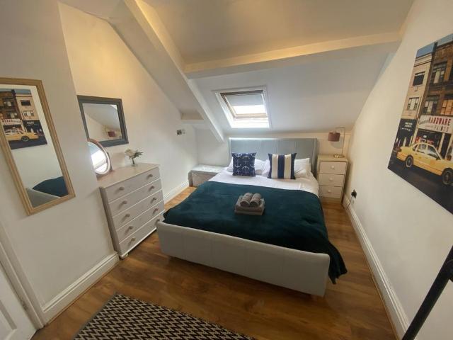 Flat for sale in Tenby, Wales