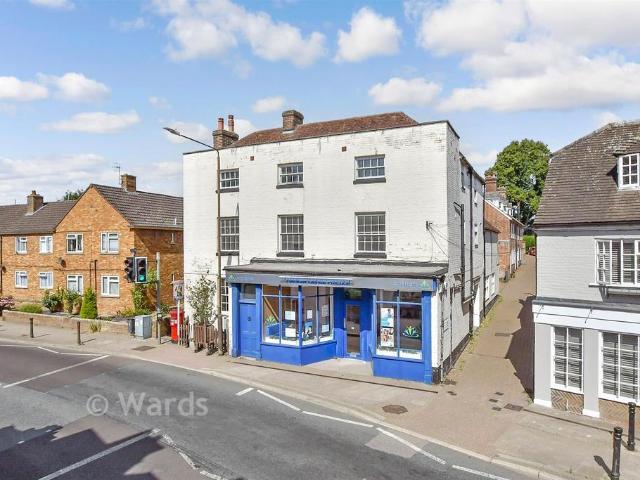 Flat for sale in Bourne Vale, Kent