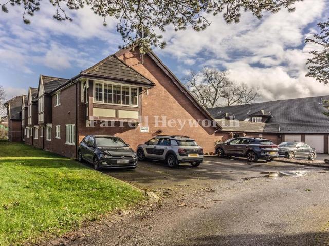 Flat for sale in Cadley, Higher Bartle