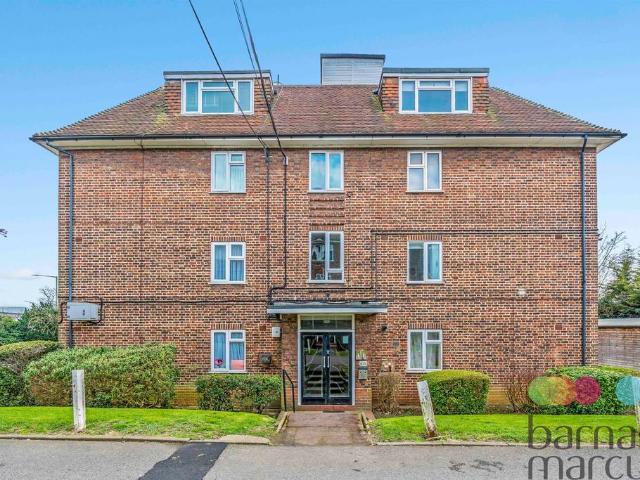 Flat for sale in Fallow Corner, Greater London