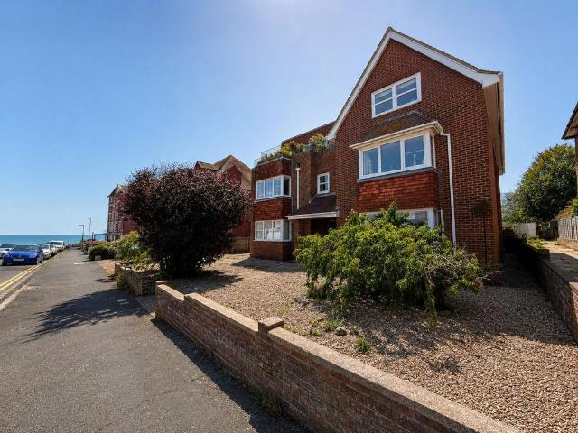 Flat for sale in Central, Heathlands
