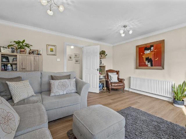 Flat for sale in London Borough of Lewisham, New Cross