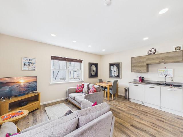 Flat for sale in Whitby, North Yorkshire