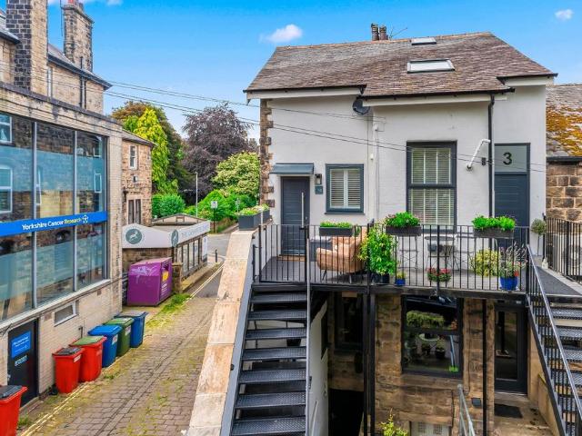 Flat for sale in Ilkley, West Yorkshire