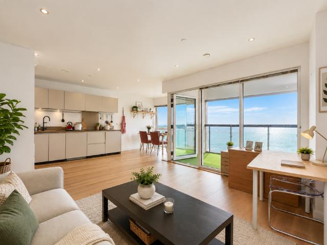 Flat for sale in Blackwall, Greater London