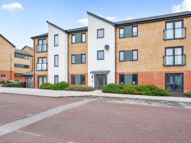 Flat for sale in Priest Down, Hampshire