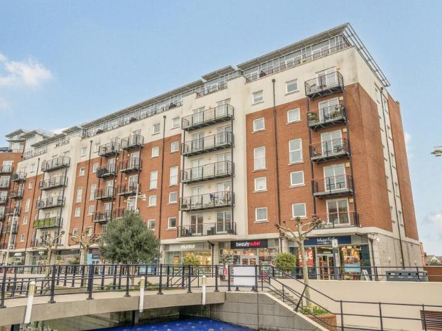 Flat for sale in Portsea, City Of Portsmouth