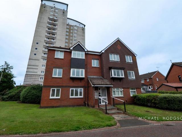 Flat for sale in Lakeside, Tyne And Wear