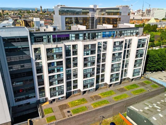 Flat for sale in Anderston, Scotland