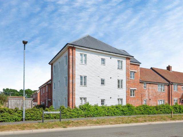 Flat for sale in Comers, Norfolk