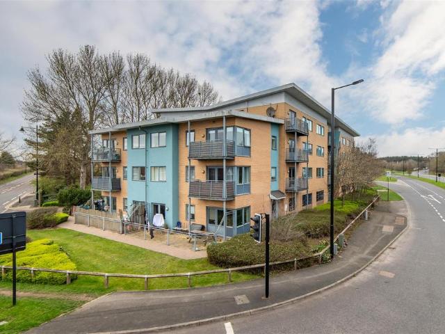Flat for sale in North Gosforth, Hazlerigg