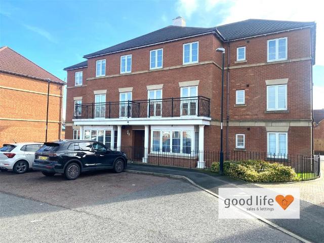 Flat for sale in Hill View, Sunderland