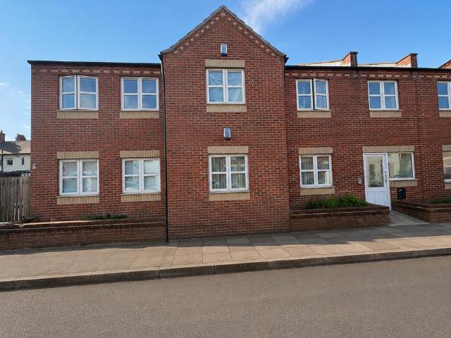 Flat for sale in Caldermill, East Midlands