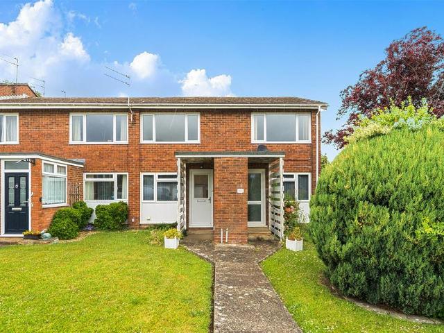 Flat for sale in Keynsham, West of England