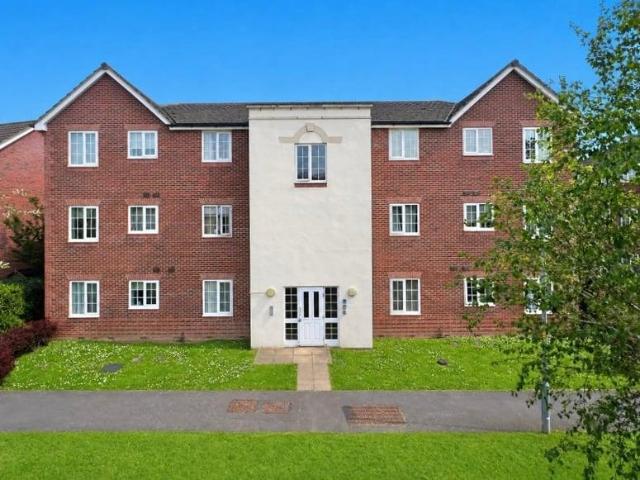 Flat for sale in Hunderton, Lower Bullingham