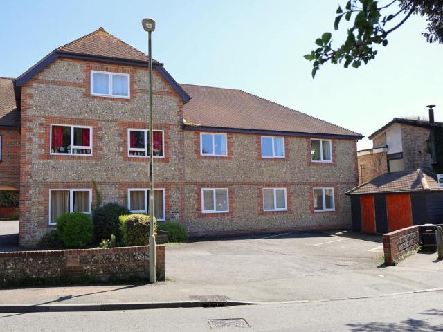 Flat for sale in Bolton Low Houses, Hampshire