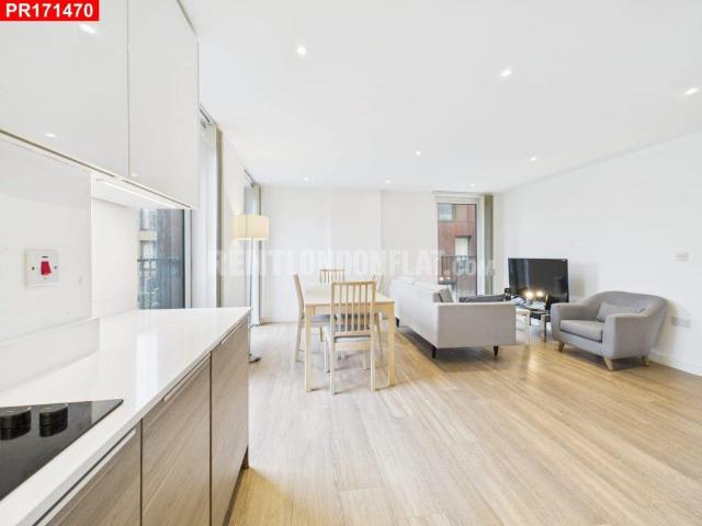 Flat for sale in London Borough of Lewisham, Greater London