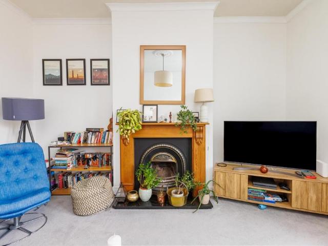 Flat for sale in Feckenham, City Of Bristol