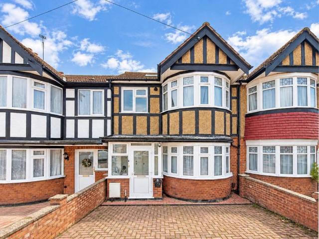 Flat for sale in London Borough of Harrow, Greater London