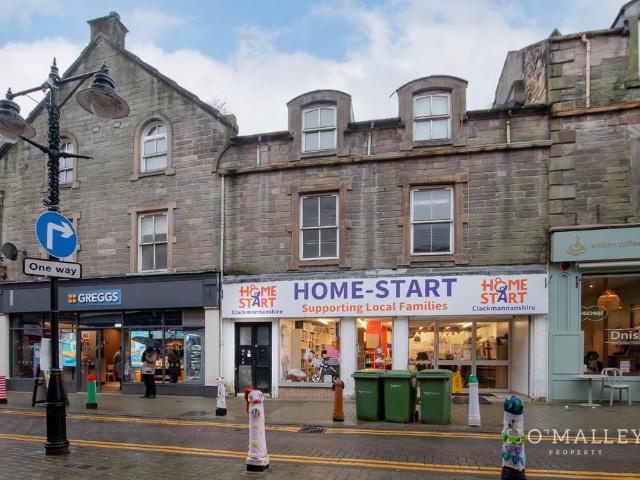 Flat for sale in Alloa, Scotland