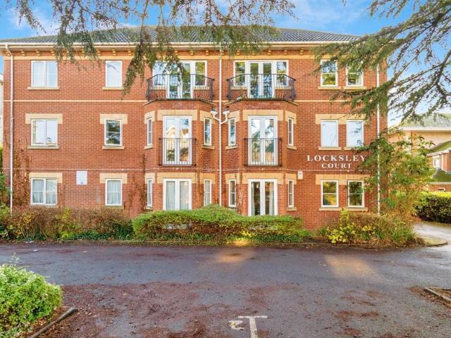 Flat for sale in Banister's Park, Isle Of Man